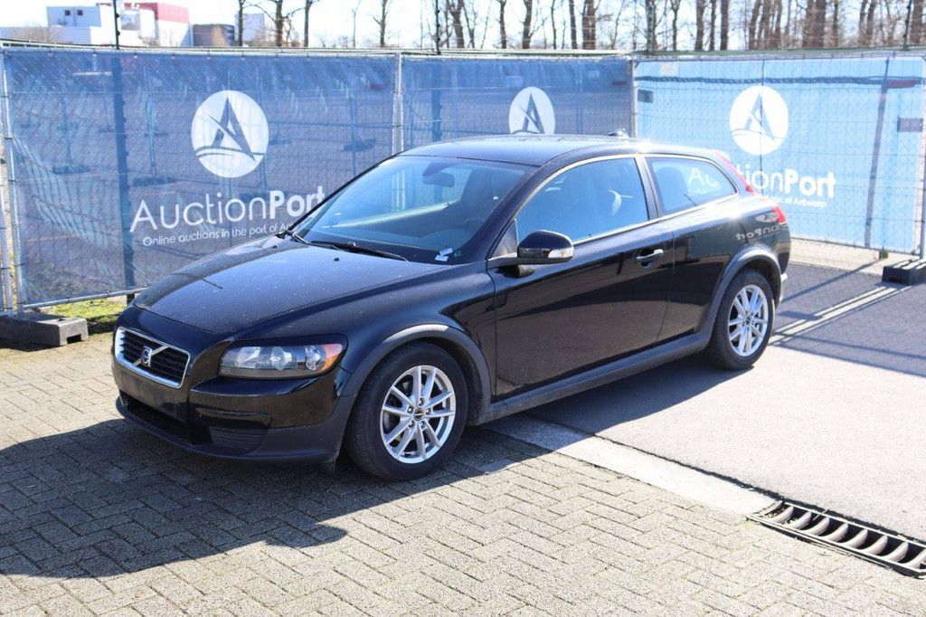 Passenger car Volvo C30 Diesel 110 hp 2009 (Margin)