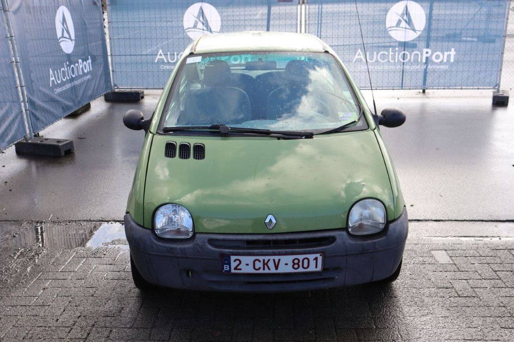 Renault Twingo Benziner 58 PS Pkw 2005 (Margin)