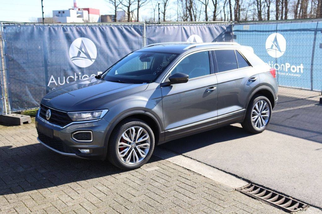 SUV Volkswagen T-Roc Petrol 150hp 2018 (Margin)