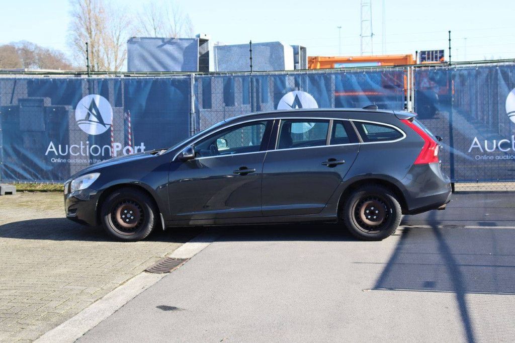 Passenger car Volvo V60 Petrol 150 hp 2012 (Margin)