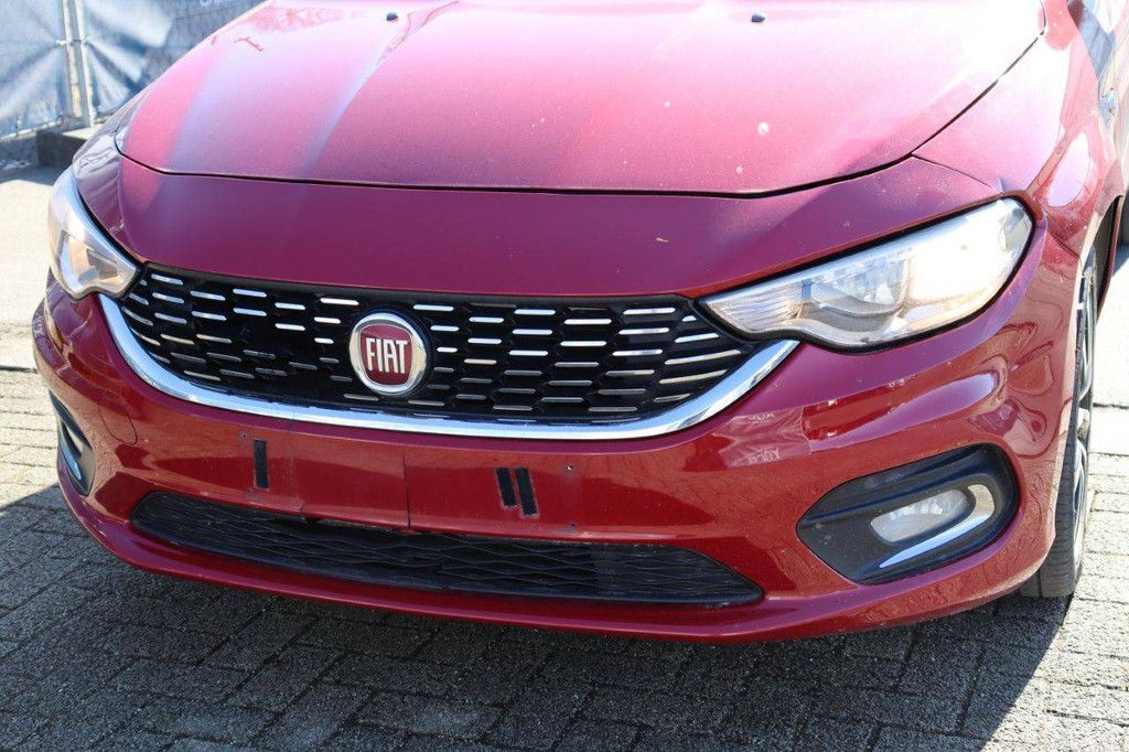 Pkw Fiat Tipo Benzin 95 PS 2017 (Marge)