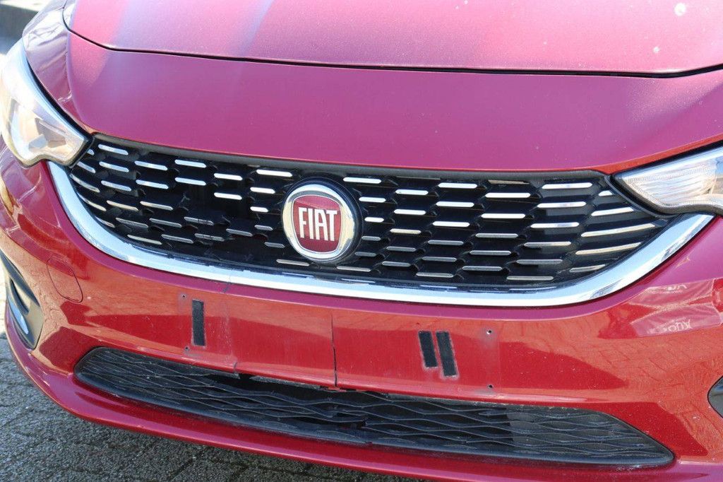 Pkw Fiat Tipo Benzin 95 PS 2017 (Marge)
