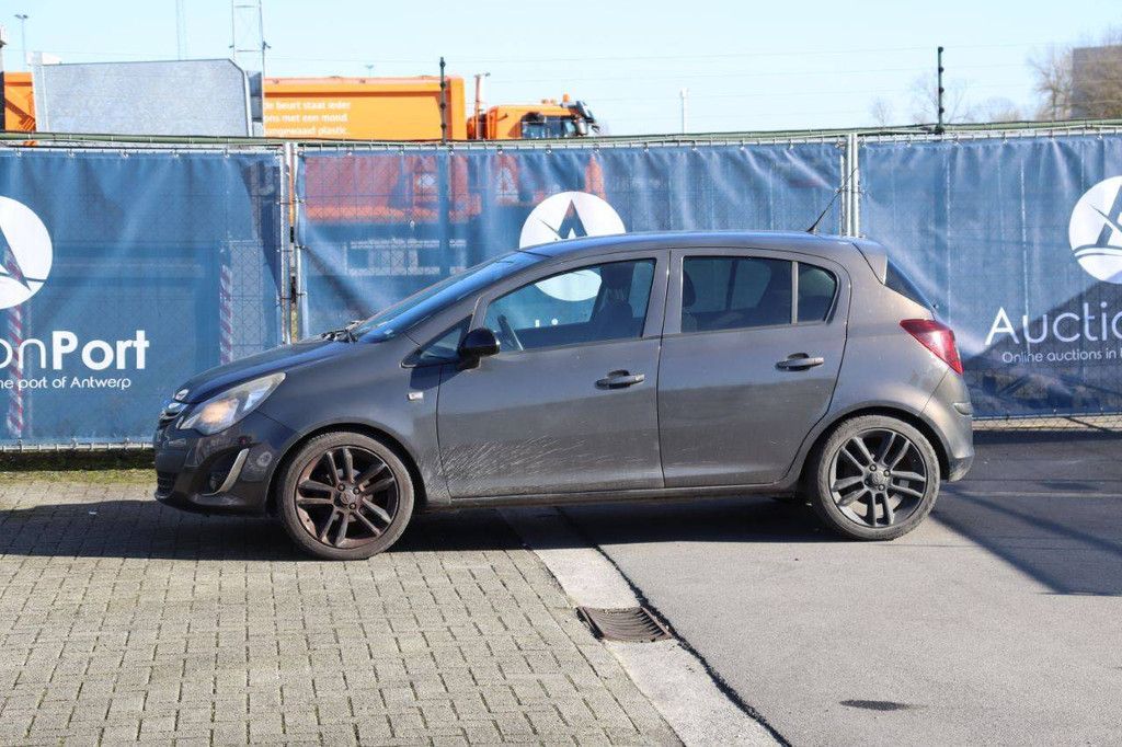 Passenger car Opel Corsa Petrol 100hp 2014 (Margin)