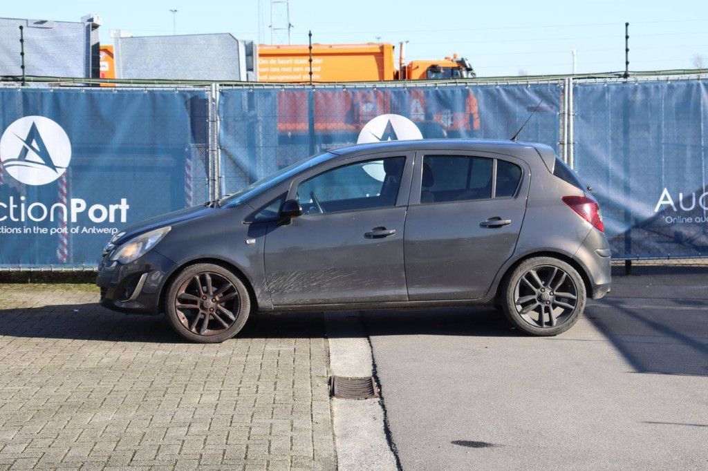 Passenger car Opel Corsa Petrol 100hp 2014 (Margin)
