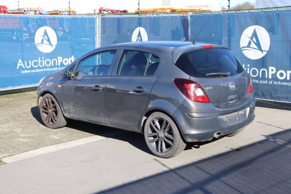 Passenger car Opel Corsa Petrol 100hp 2014 (Margin)