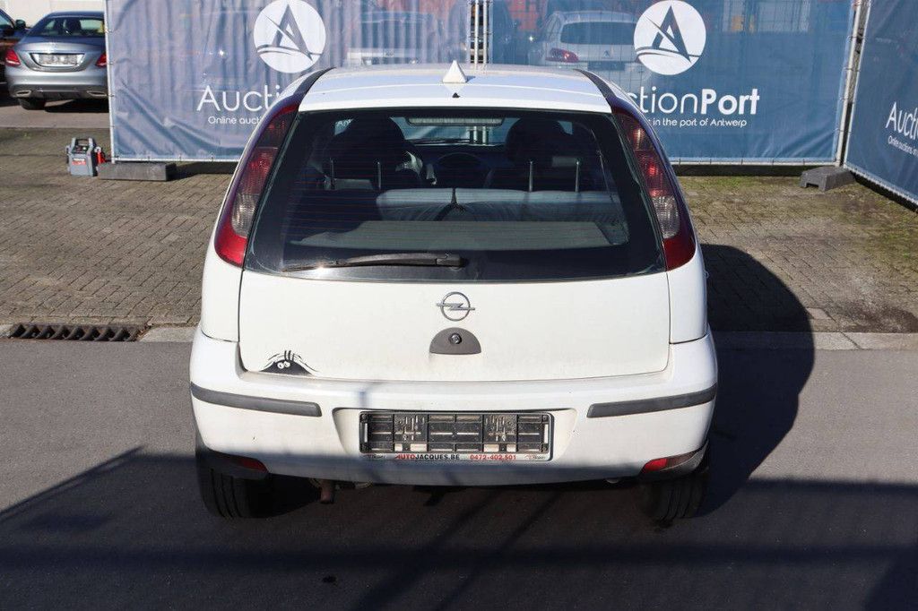 Passenger car Opel Corsa Petrol 60 hp 2004 (Margin)