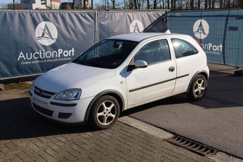 Passenger car Opel Corsa Petrol 60 hp 2004 (Margin)