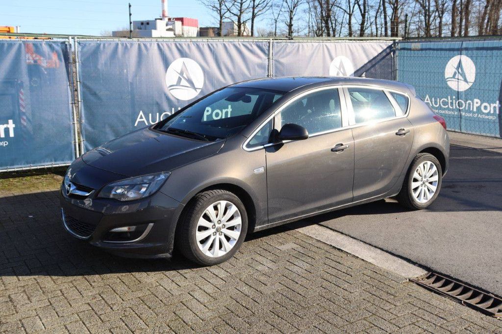 Passenger car Opel Corsa Petrol 100hp 2014 (Margin)