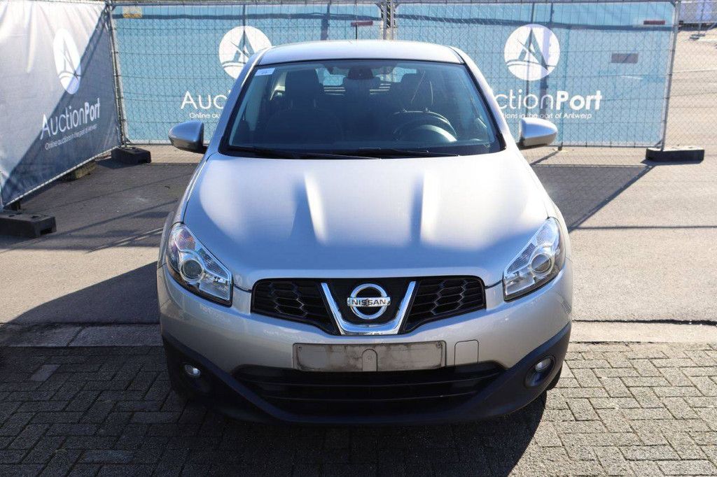 Pkw Nissan Qashqai Benzin 117 PS 2011 (Margin)