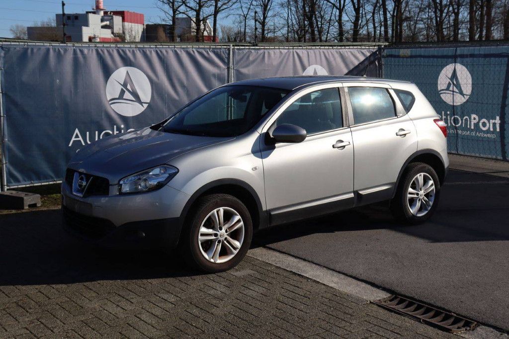 Pkw Nissan Qashqai Benzin 117 PS 2011 (Margin)