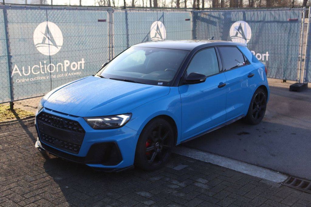 Passenger car Audi A1 Petrol 116 hp 2018 (Margin)