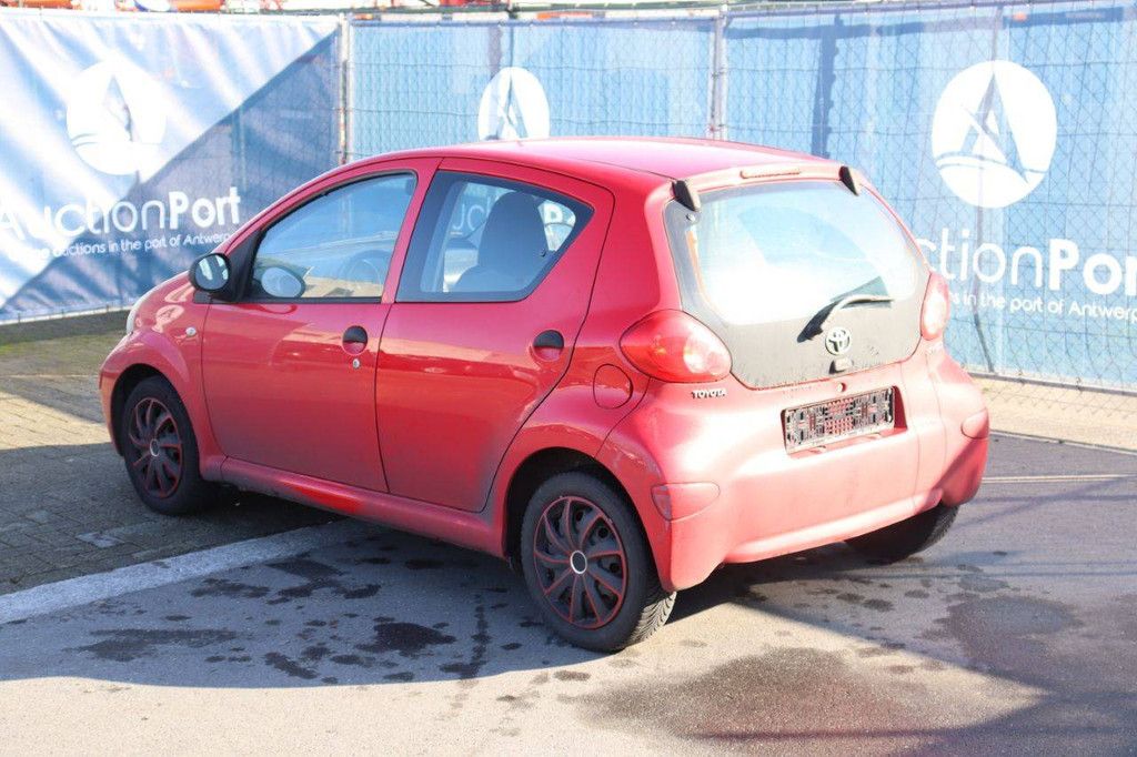 Passenger car Toyota Aygo Petrol 68 hp 2006 (Margin)