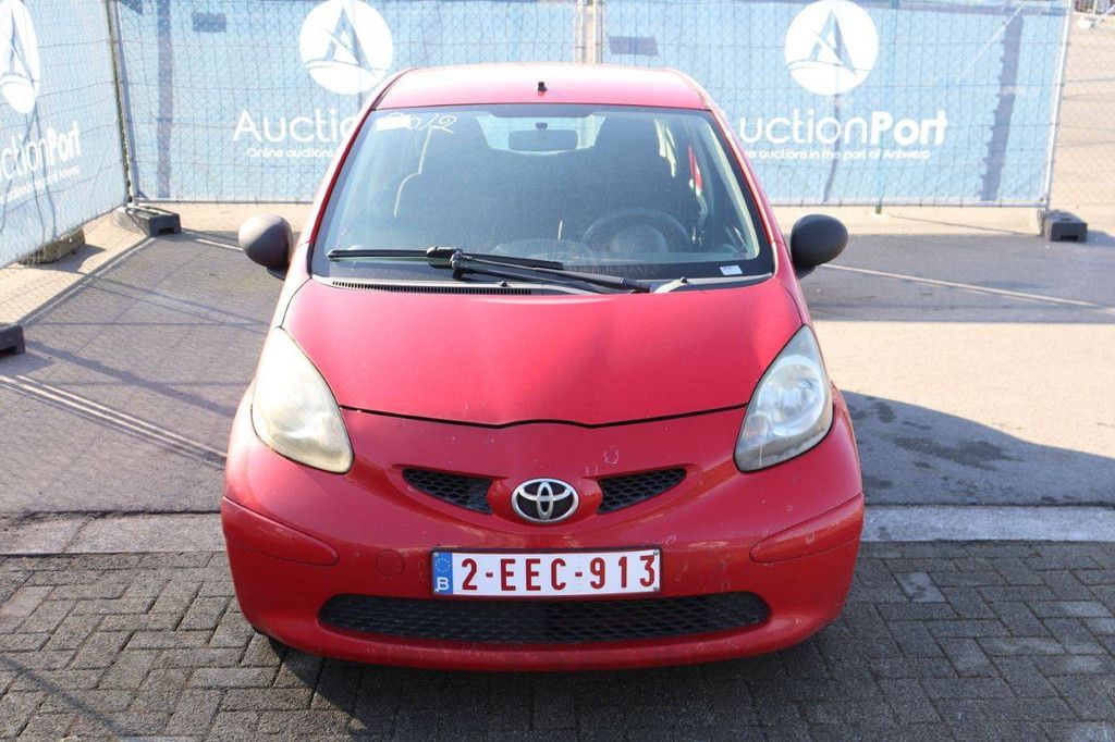 Passenger car Toyota Aygo Petrol 68 hp 2006 (Margin)