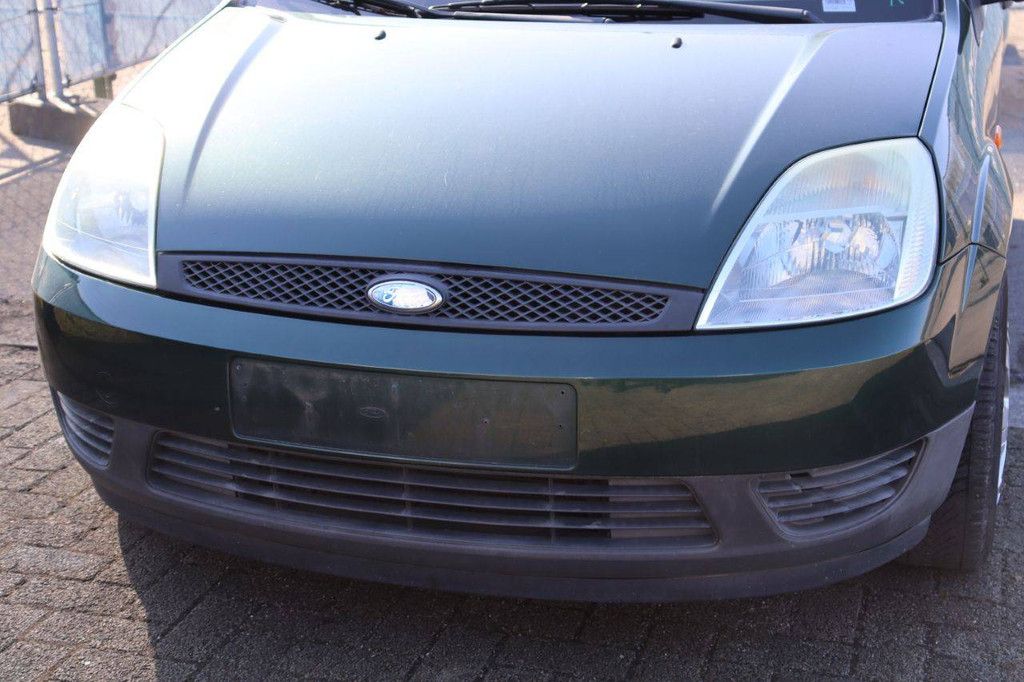 Passenger car Ford Fiesta Petrol 100hp 2003 (Margin)