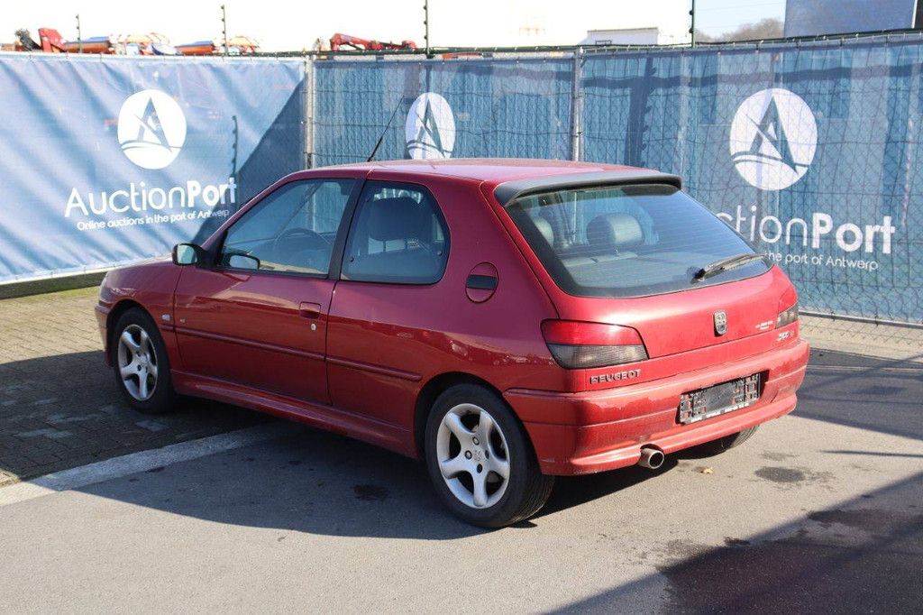 Passenger car Peugeot 306 Diesel 115 hp 2001 (Margin)