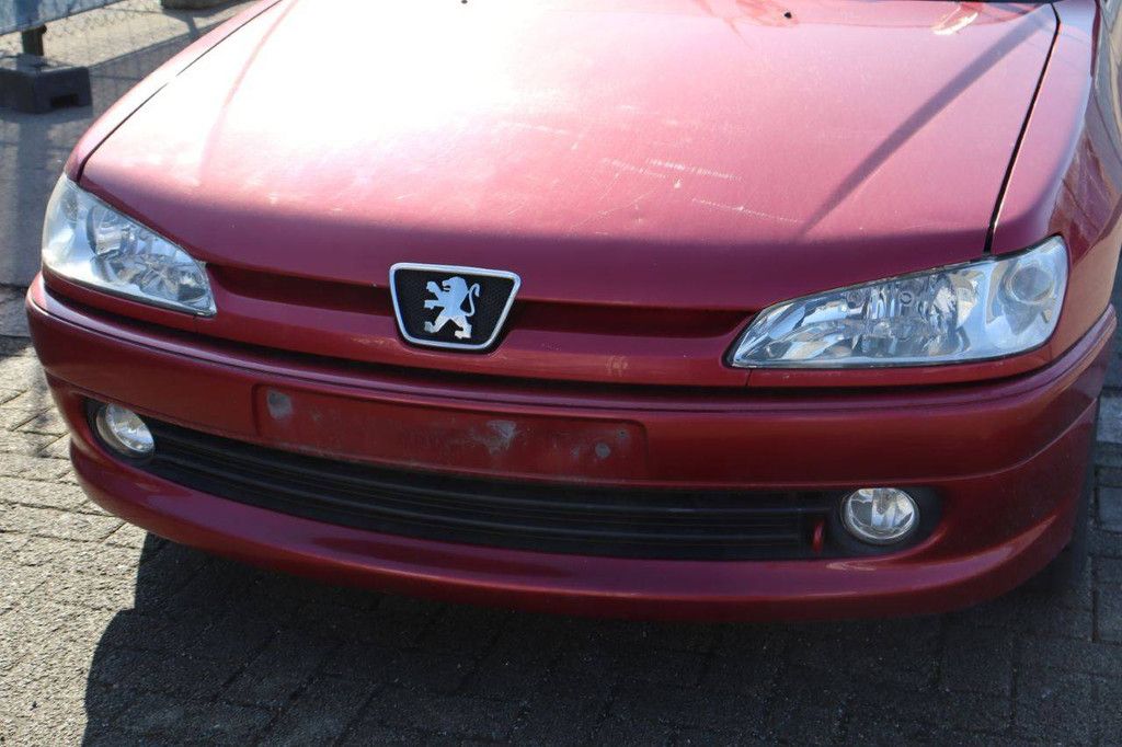 Passenger car Peugeot 306 Diesel 115 hp 2001 (Margin)