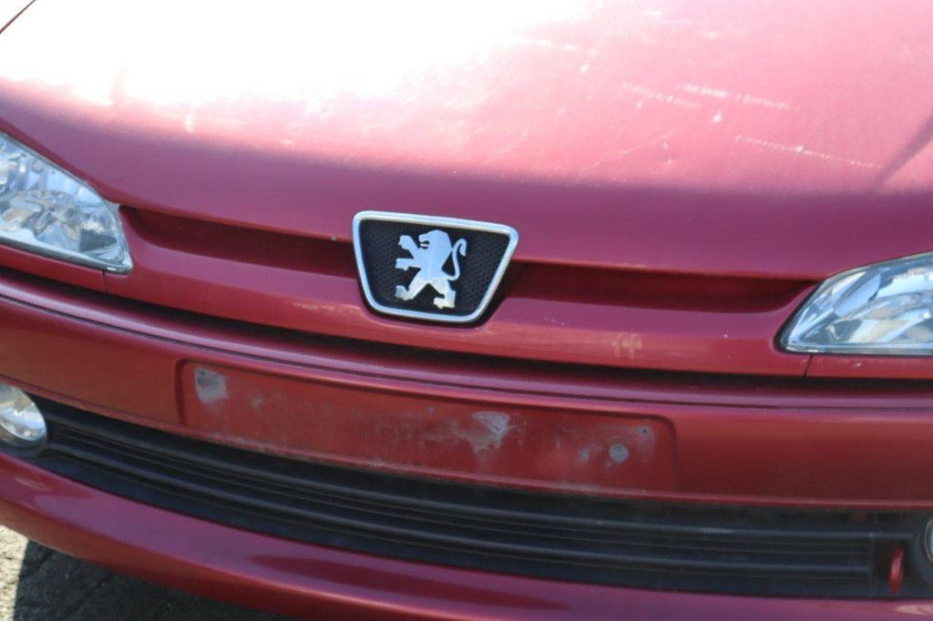 Passenger car Peugeot 306 Diesel 115 hp 2001 (Margin)