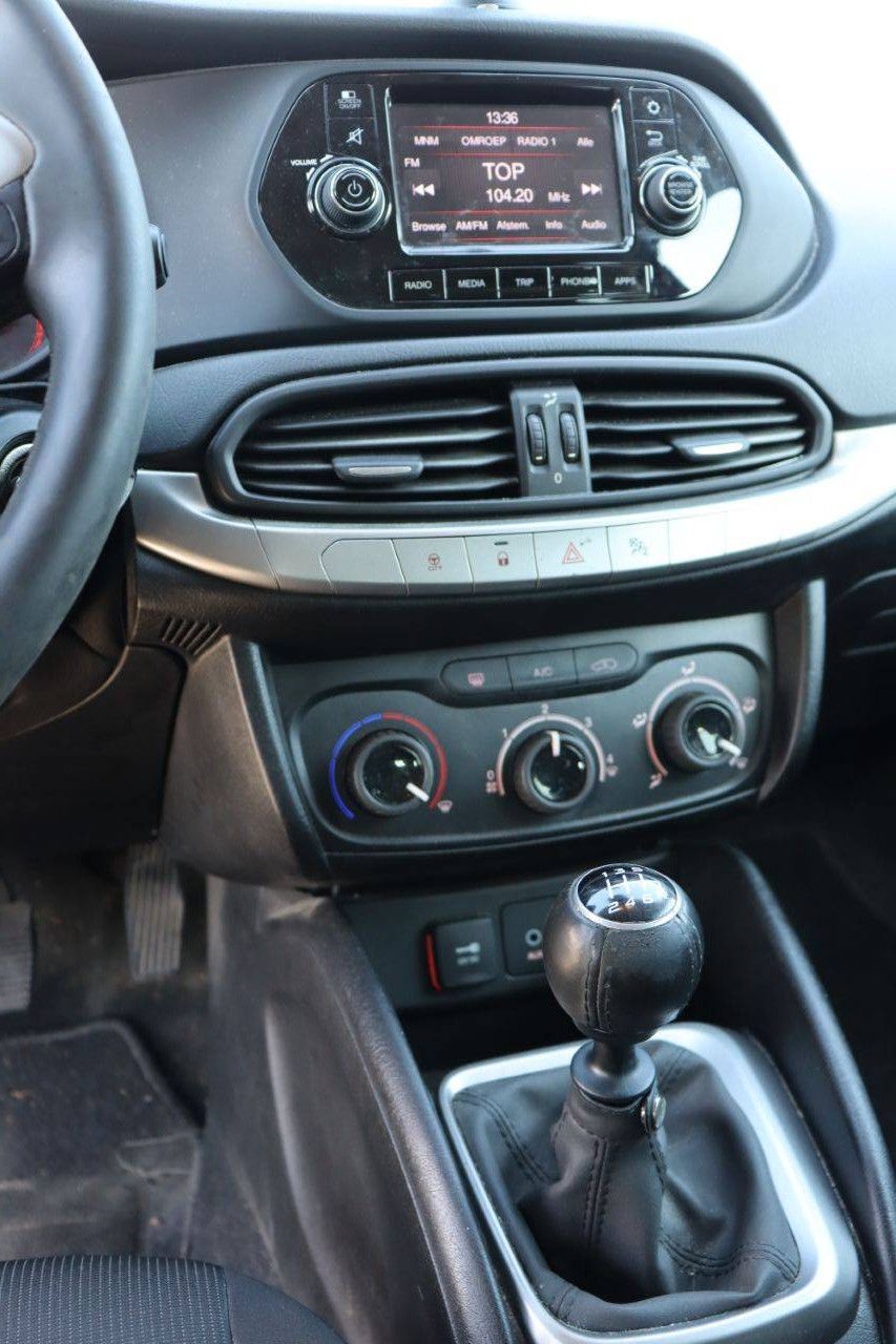 Pkw Fiat Tipo Benzin 95 PS 2017 (Marge)