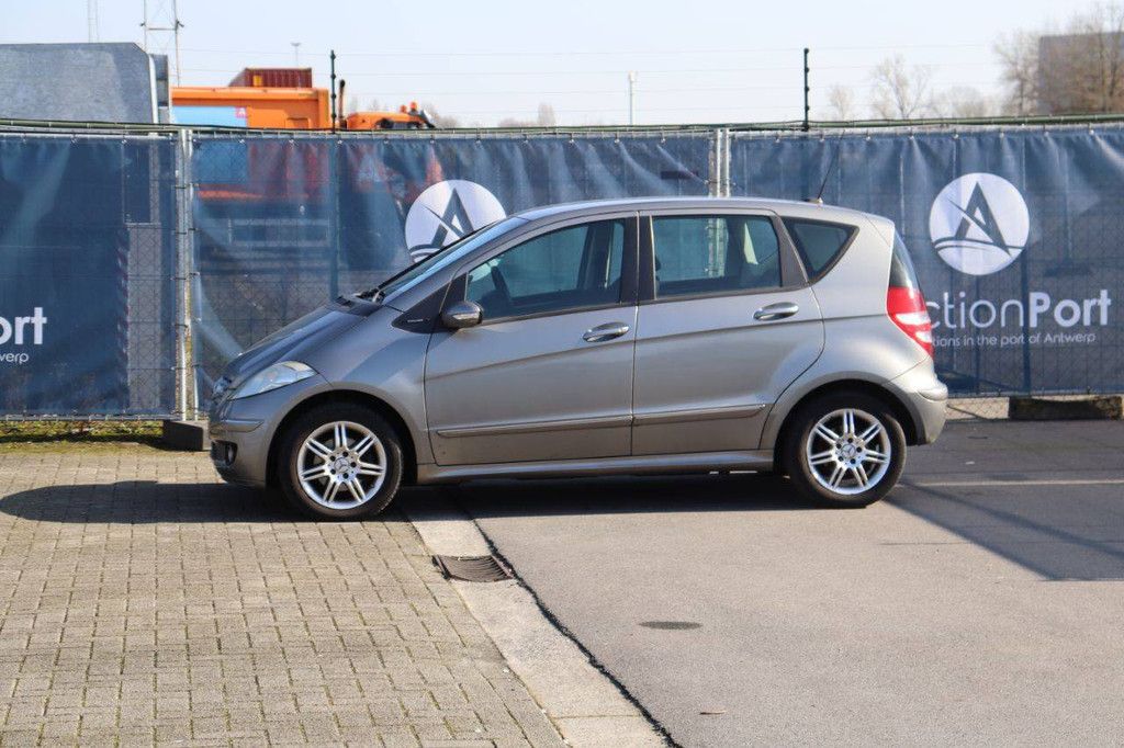 Pkw Mercedes-Benz A170 Benzin 166 PS 2005 (Margin)