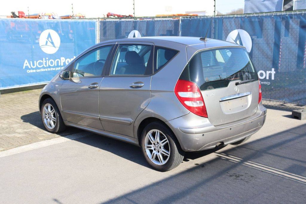 Pkw Mercedes-Benz A170 Benzin 166 PS 2005 (Margin)