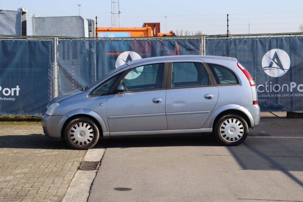 Pkw Opel Meriva Benzin 70 PS 2003 (Margin)