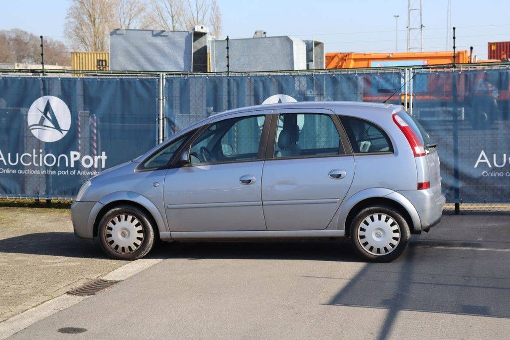 Pkw Opel Meriva Benzin 70 PS 2003 (Margin)