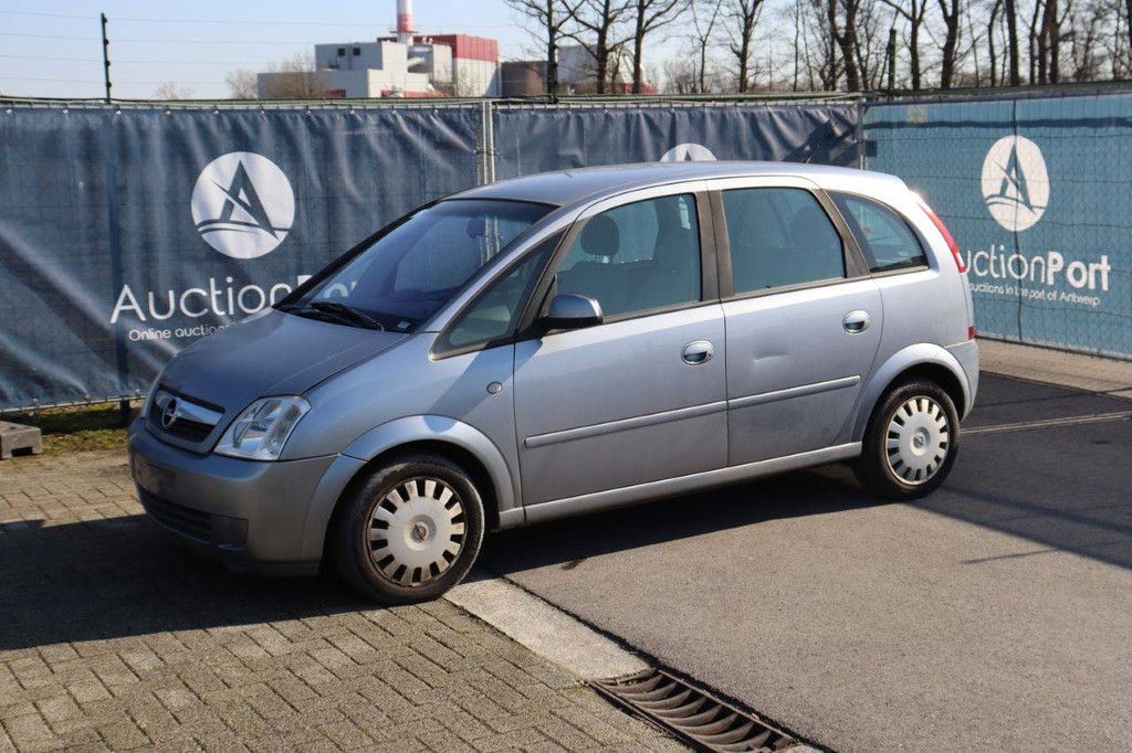 Pkw Opel Meriva Benzin 70 PS 2003 (Margin)