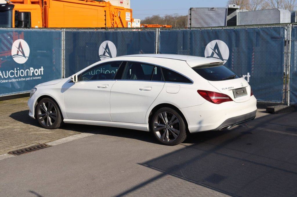 Passenger car Mercedes-Benz CLA 200d Diesel 136 hp 2018 (Margin)