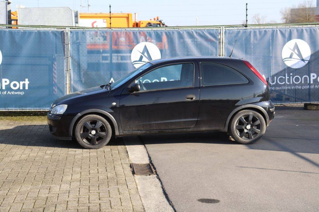 Pkw Opel Corsa Benzin 60 PS 2006 (Margin)