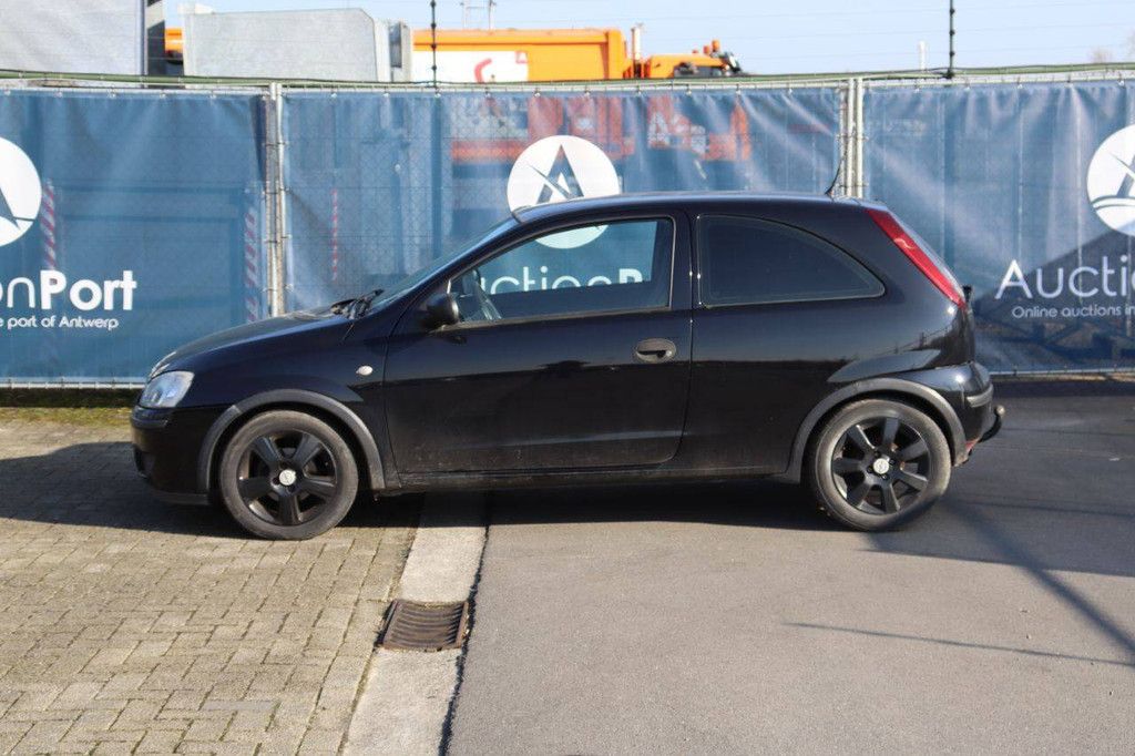 Pkw Opel Corsa Benzin 60 PS 2006 (Margin)