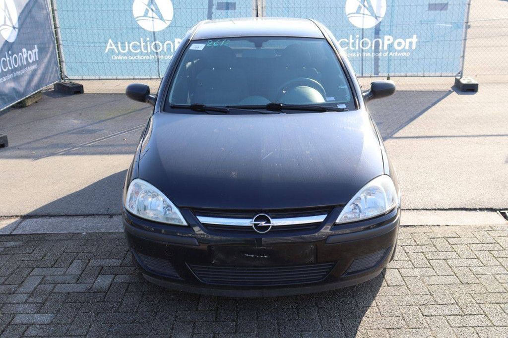 Pkw Opel Corsa Benzin 60 PS 2006 (Margin)