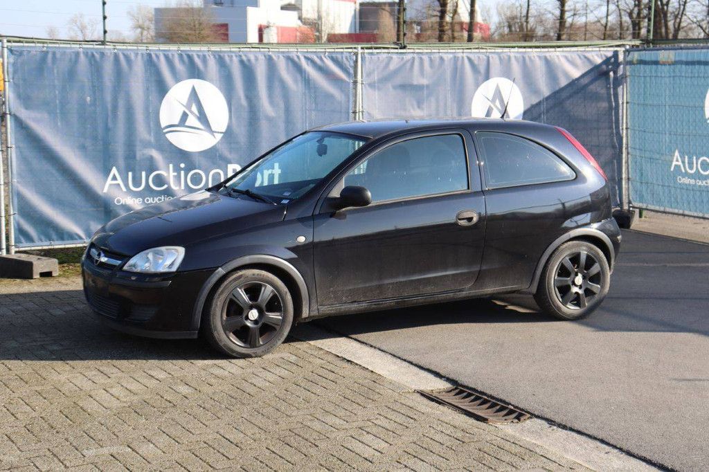 Pkw Opel Corsa Benzin 60 PS 2006 (Margin)