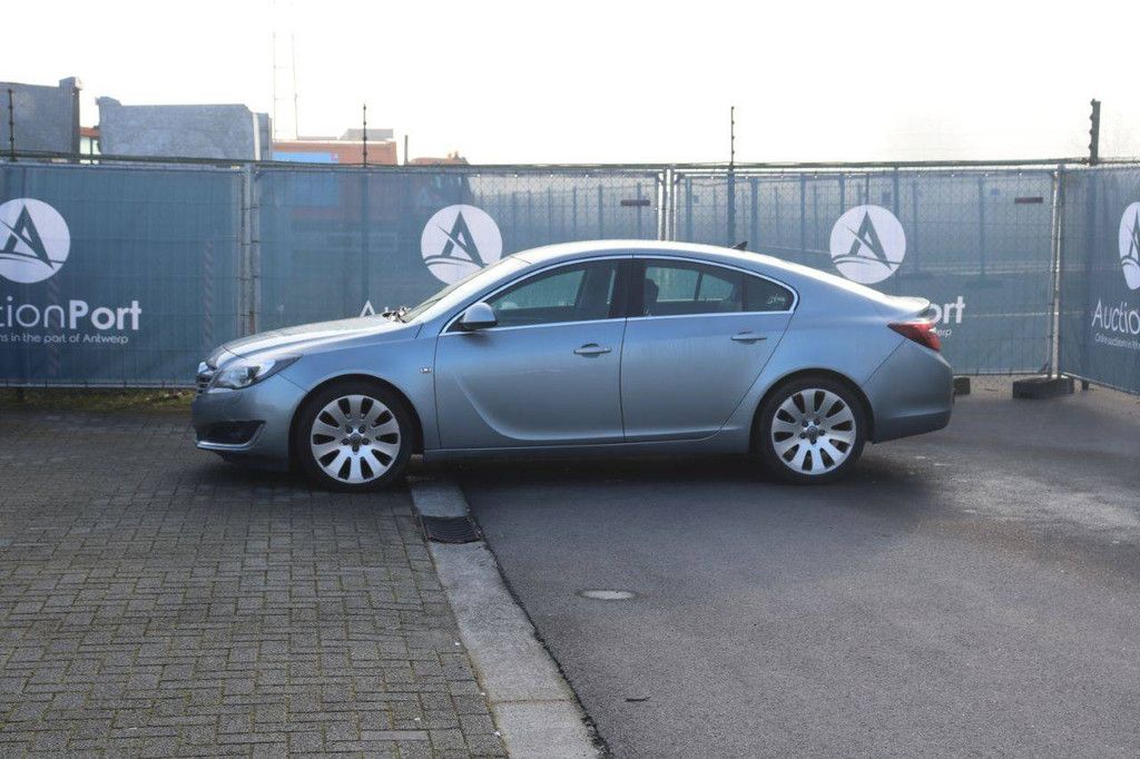 Passenger car Opel Insignia Diesel 160 hp 2015 (Margin)