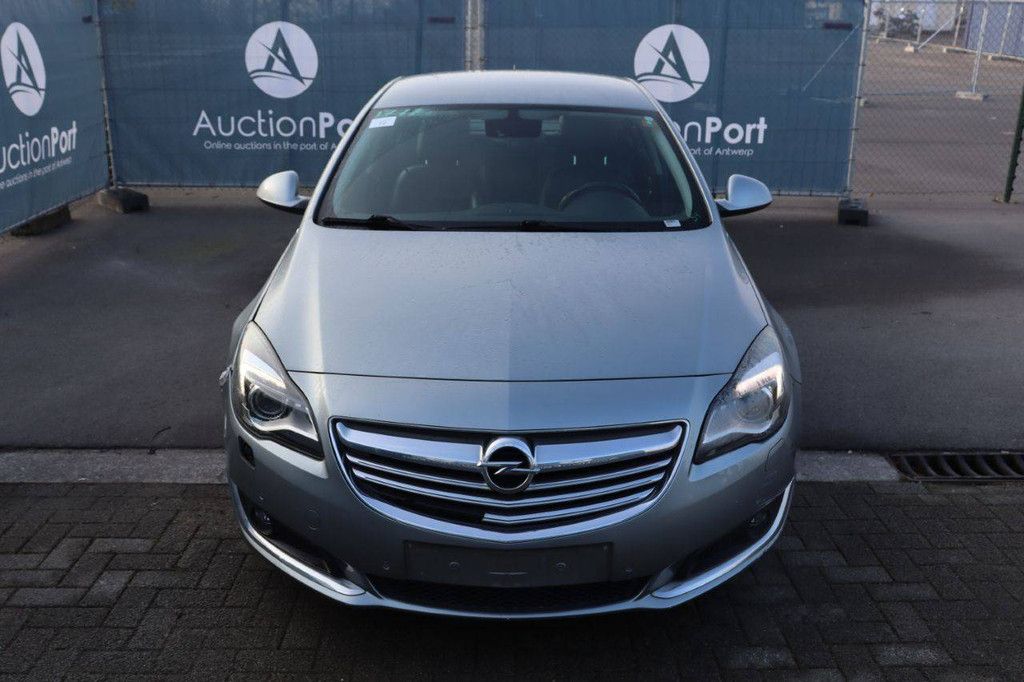Passenger car Opel Insignia Diesel 160 hp 2015 (Margin)