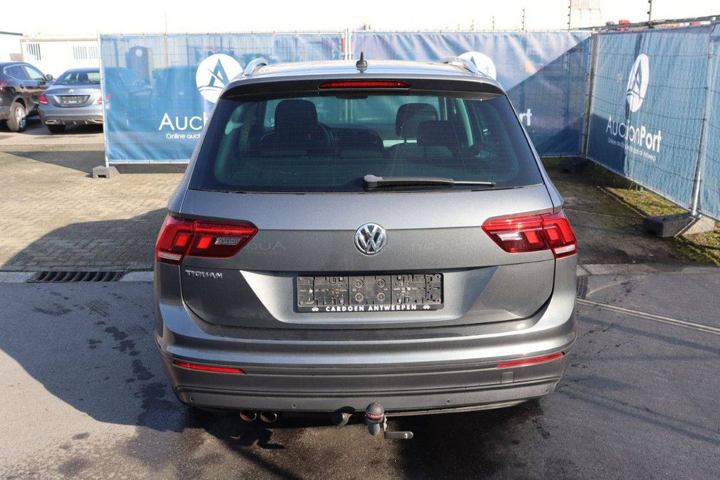 SUV Volkswagen Tiguan Petrol 125 hp 2019 (Margin)
