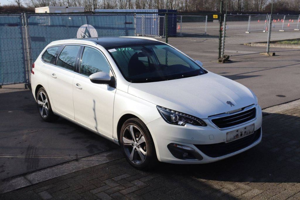 Pkw Peugeot 308 Benzin 130 PS 2017 (Margin)