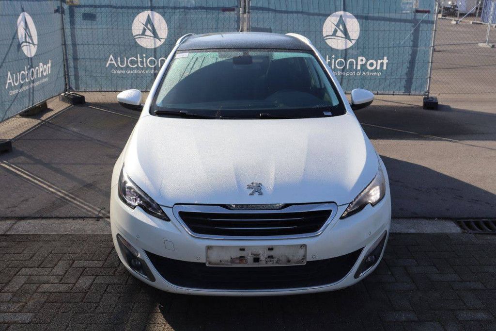 Pkw Peugeot 308 Benzin 130 PS 2017 (Margin)