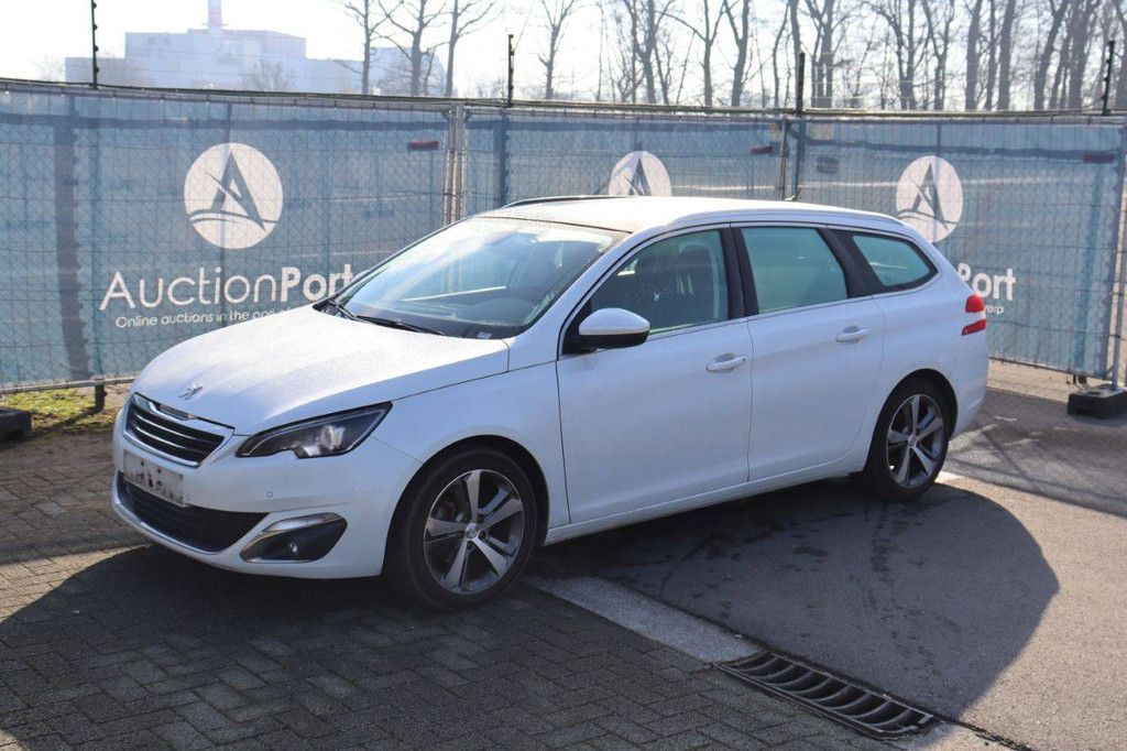Pkw Peugeot 308 Benzin 130 PS 2017 (Margin)