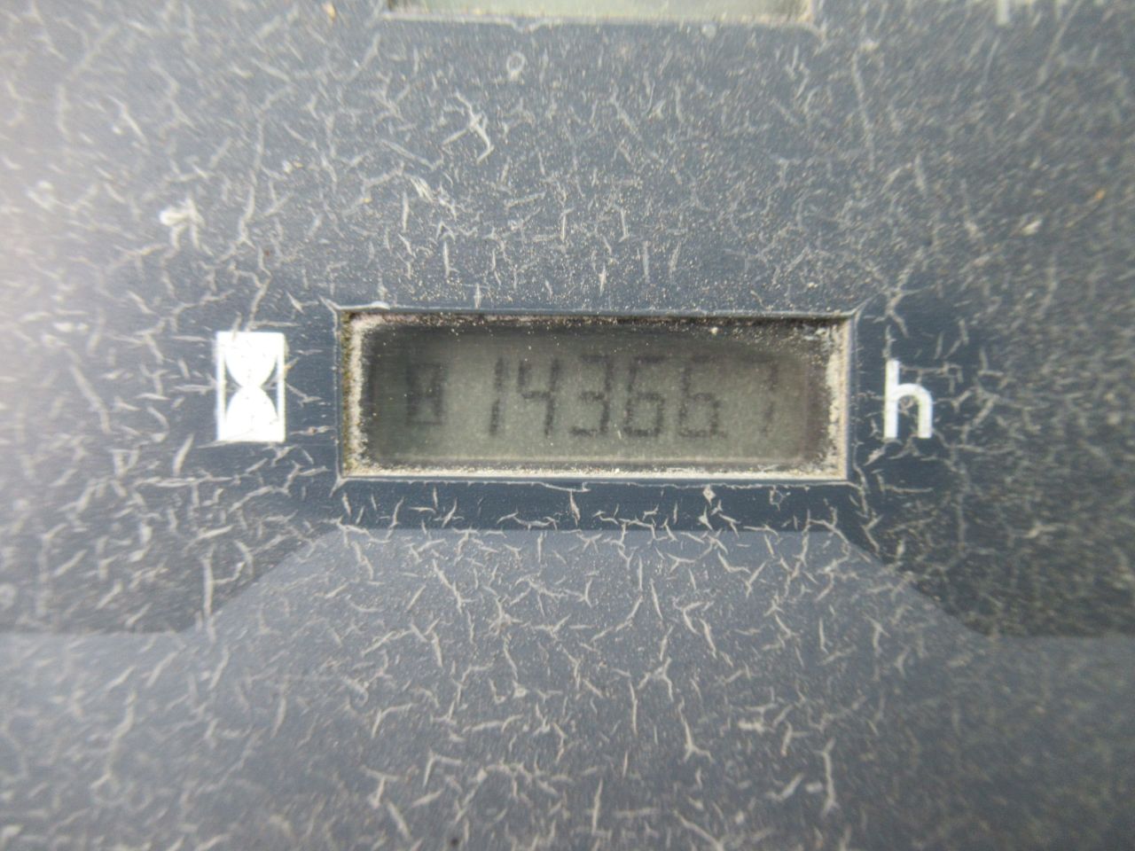 KOMATSI WA80 MET PUINBAK GOEDE BANDEN