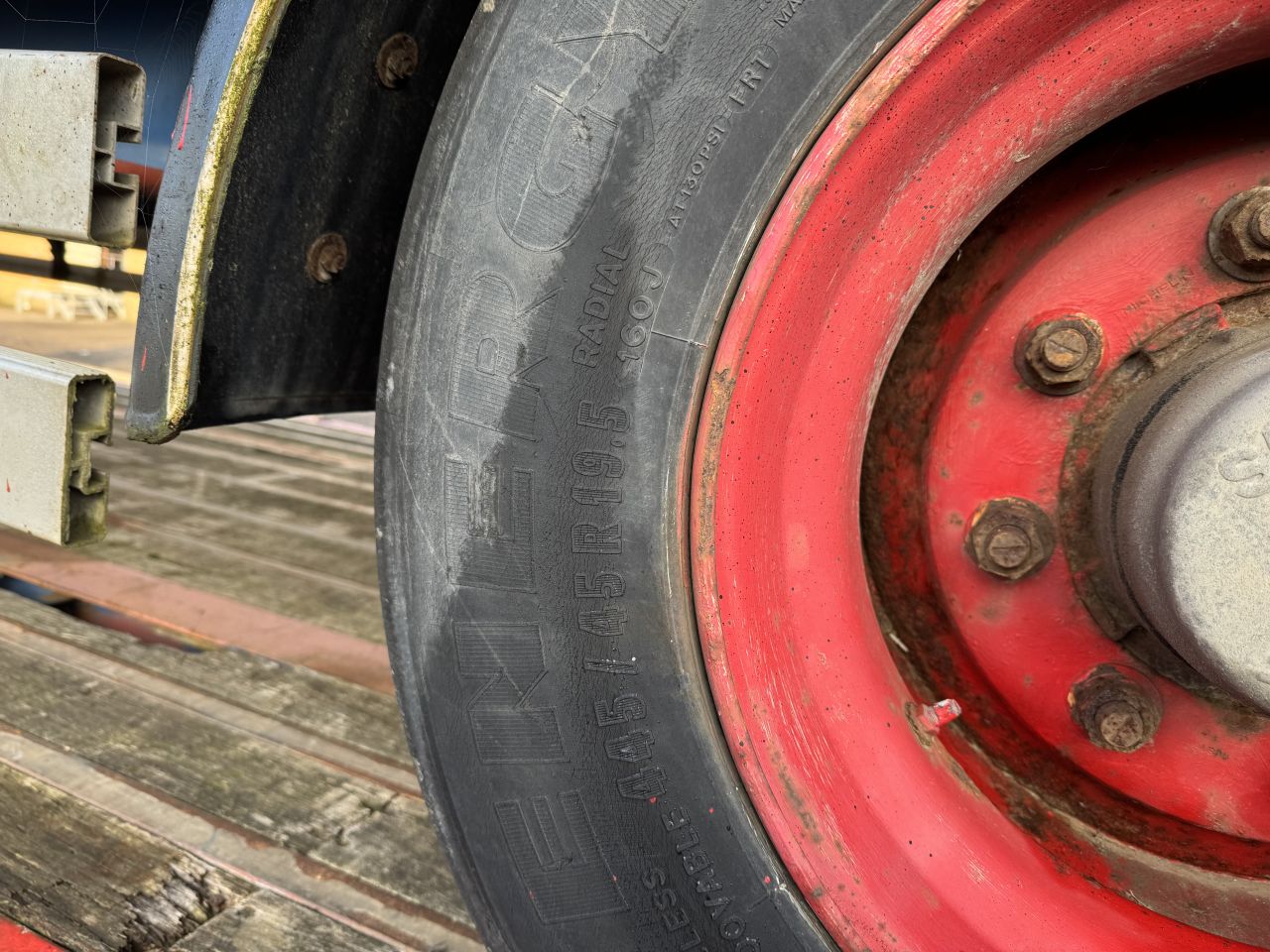 2x Robuste Kaiser plateau's