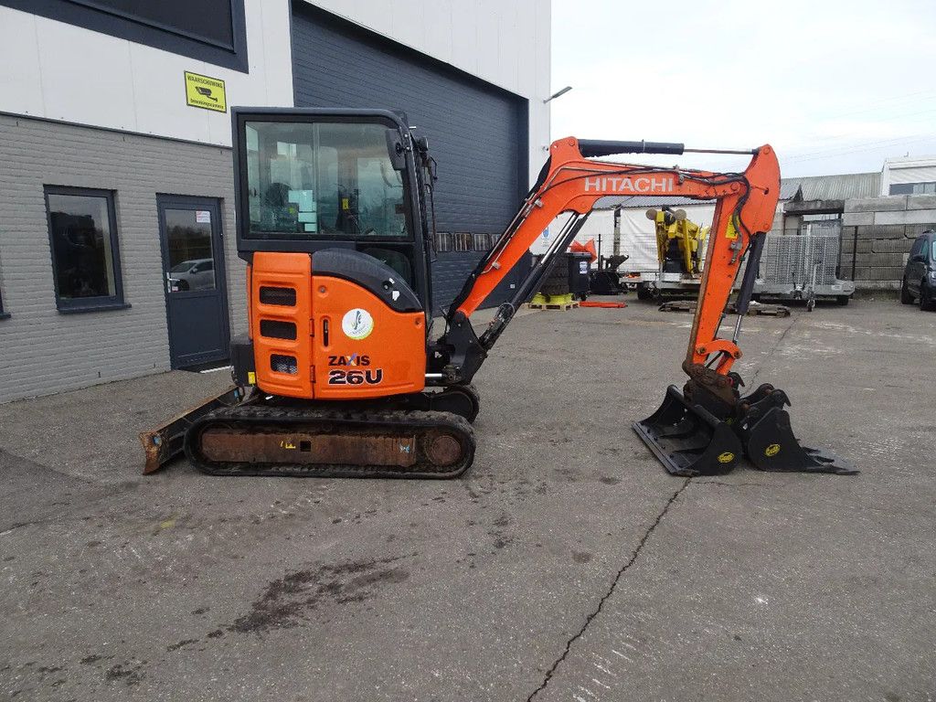 Hitachi ZX26U-5A