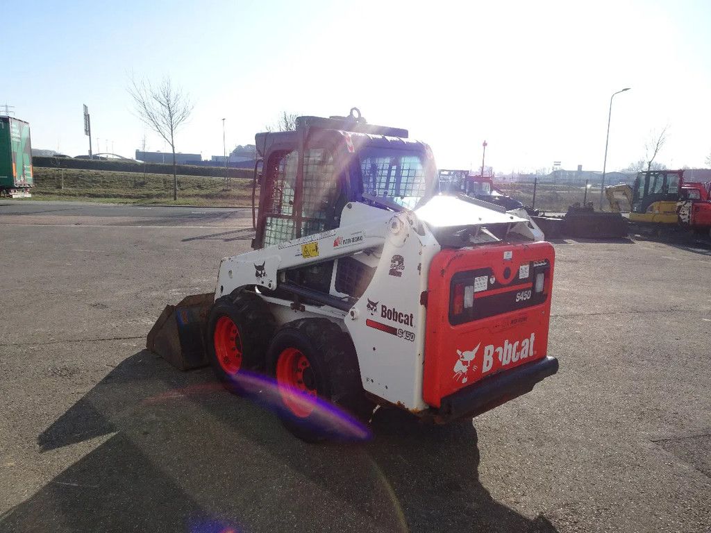 Bobcat S450