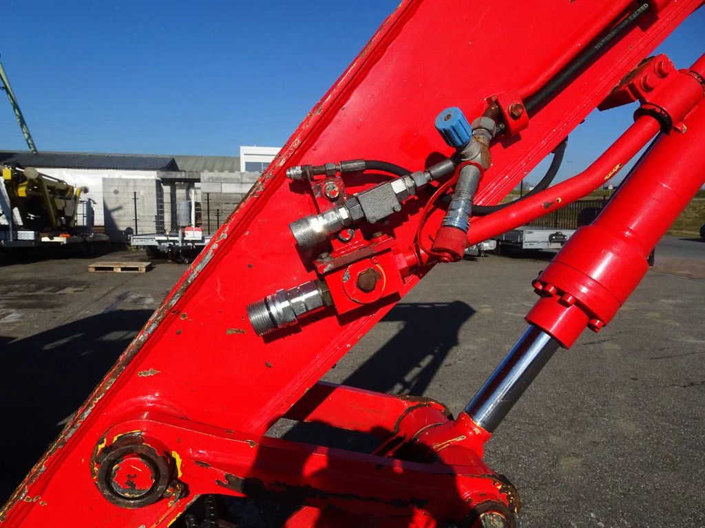 New Holland E135BSR-2