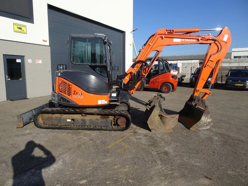 Hitachi ZX50