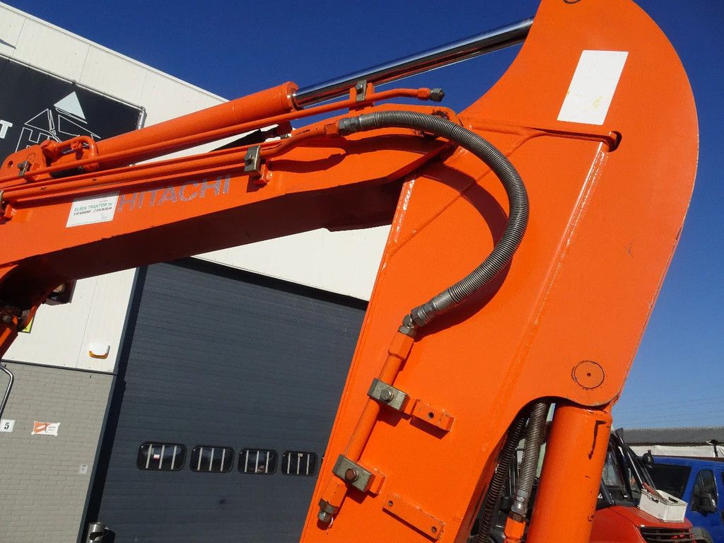 Hitachi ZX50