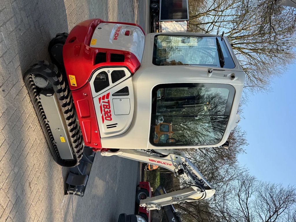 Takeuchi TB320