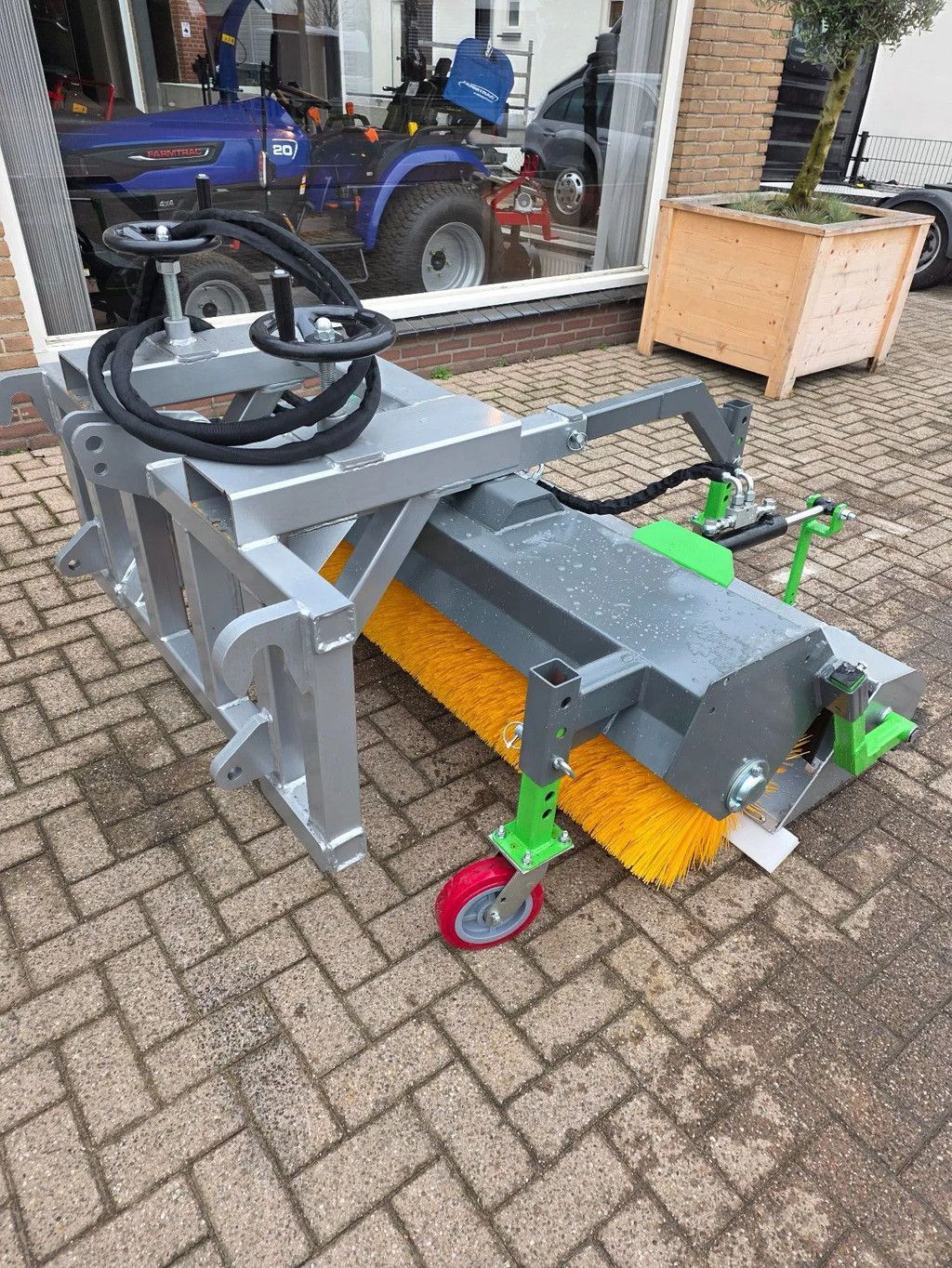 SmartSweep Sweeper 150 veegmachine heftruck tractor euroaansluiting