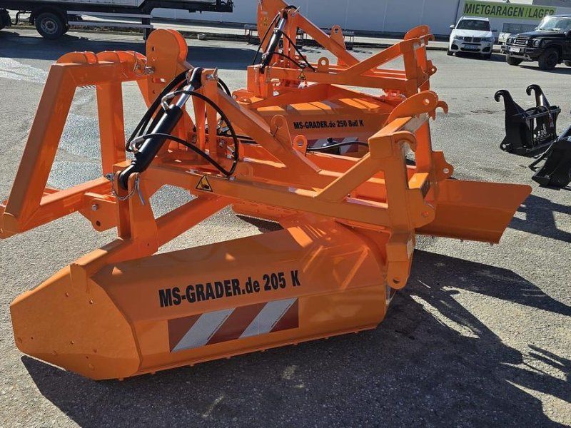 MS Grader 205 K