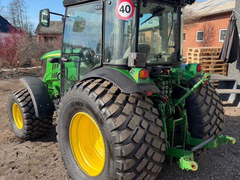 John Deere 5105GF FRONTLIFT. HJUL MED DÆK MEDFØLGER