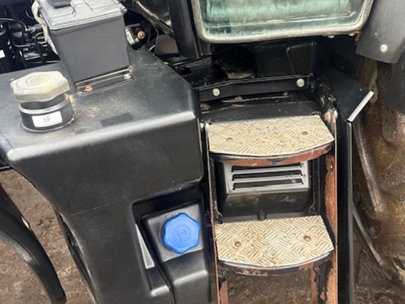 New Holland T.6155 ENEJERS. KUN 4163 TIMER. M. FULD FRONTVÆGT.